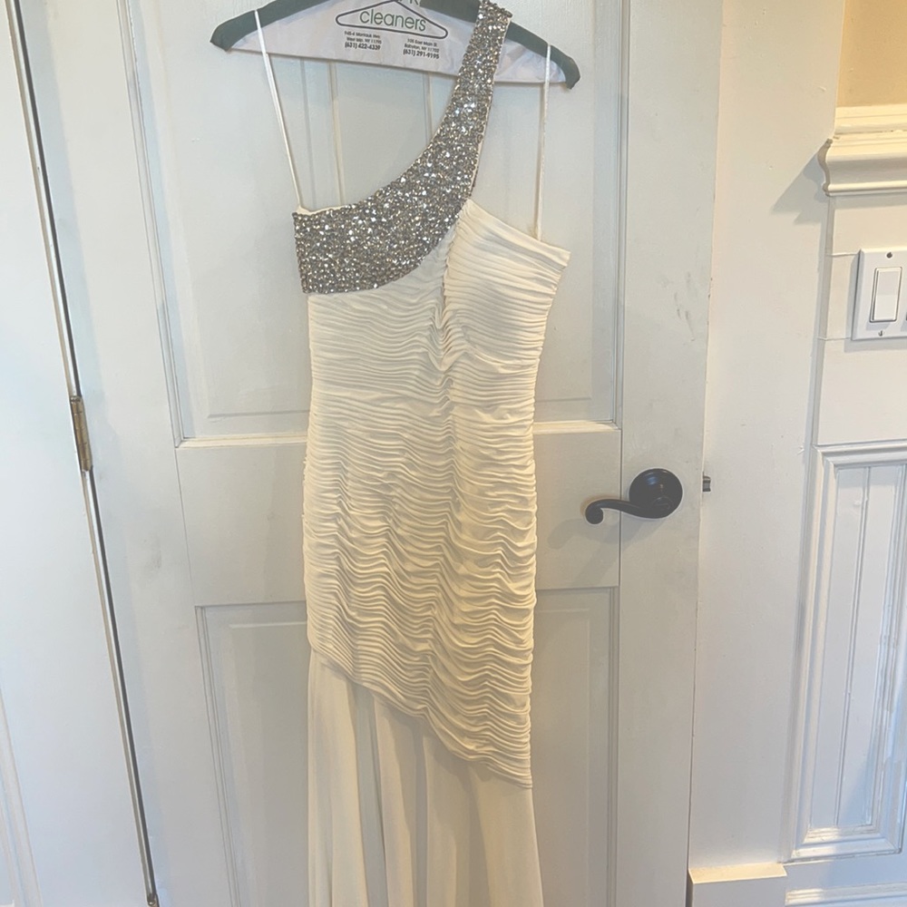 White One Shoulder Prom Dress